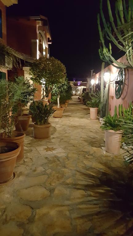 Casa Vacanze Villa Flumini フルミニ・ディ・クアルトゥ エクステリア 写真