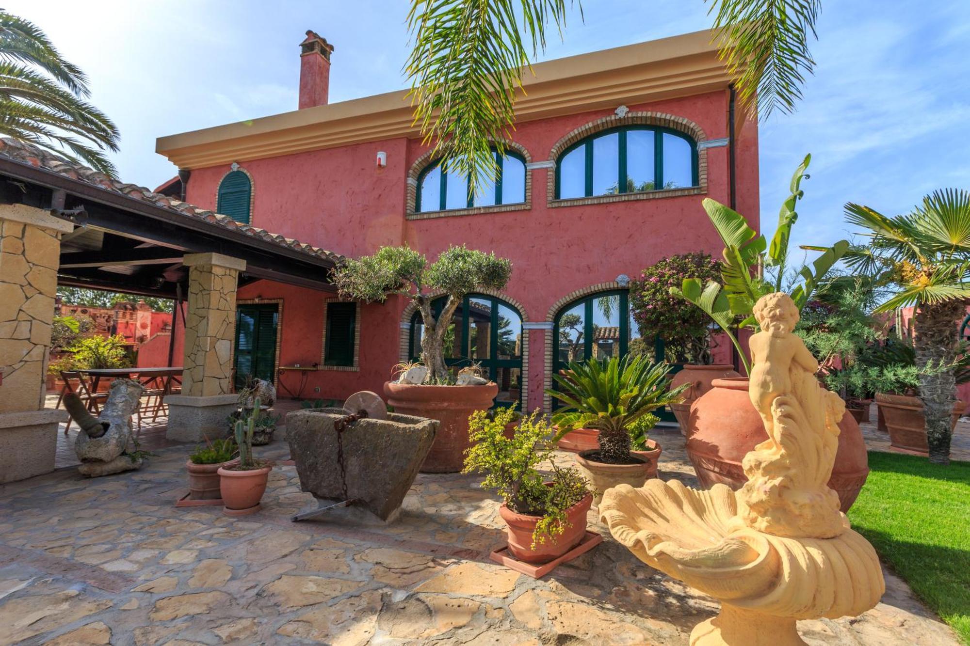 Casa Vacanze Villa Flumini フルミニ・ディ・クアルトゥ エクステリア 写真